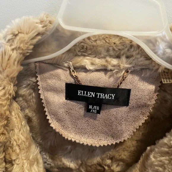 Ellen Tracy Cream and Tan Teddy Jacket with Plush Collar - Picture 2 of 8